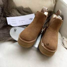 Picture of UGG Shoes _SKUUGGsz35-40ML011319753